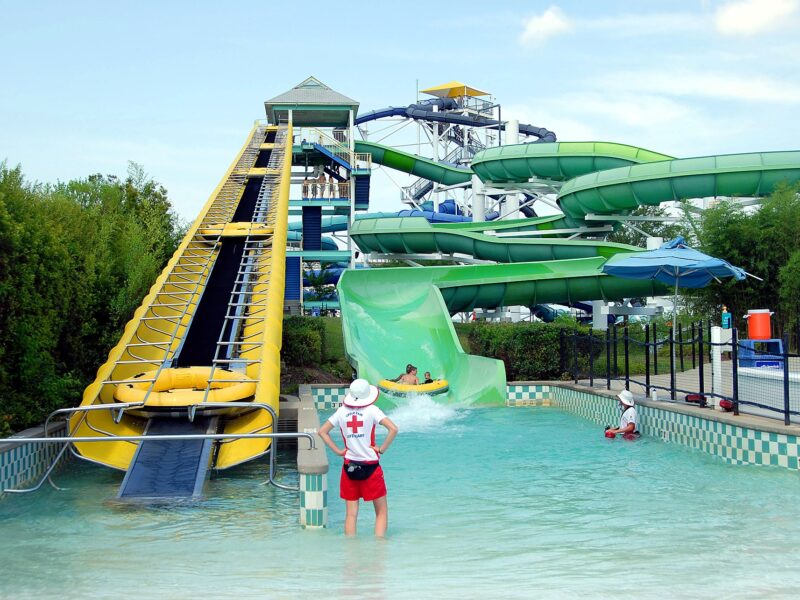 water-park-1631658_1920